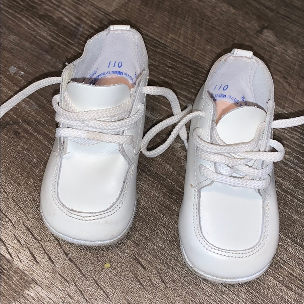 Walking shoes